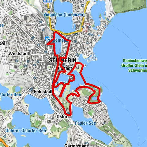 Zum Bahnhof - Schlosskirche - Propsteikirche Sankt Anna - Schelfkirche